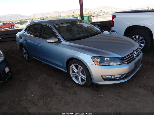2013 Volkswagen Passat 2.0l Tdi Sel Premium მანქანა იყიდება აუქციონზე, vin: 1VWCN7A37DC007707, აუქციონის ნომერი: 45523669