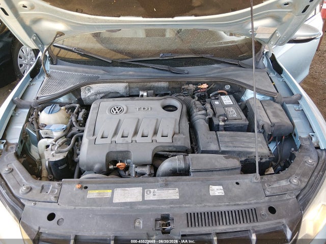 2013 Volkswagen Passat 2.0l Tdi Sel Premium მანქანა იყიდება აუქციონზე, vin: 1VWCN7A37DC007707, აუქციონის ნომერი: 45523669