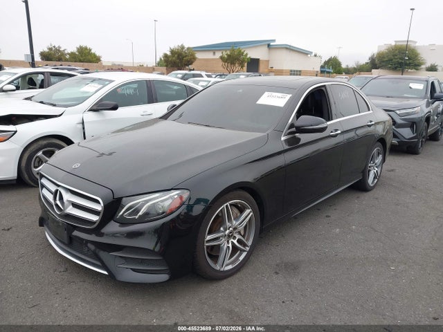 Mercedes-Benz E 300 2019 WDDZF4JB0KA601957 Image 2