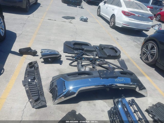 3GCUYDED3LG122560 Chevrolet Silverado 1500 4wd Standard Bed Lt