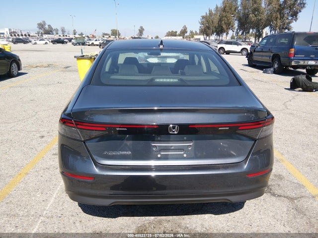 45523725 :رقم المزاد ، 1HGCY1F21SA012872 vin ، 2025 Honda Accord Lx مزاد بيع