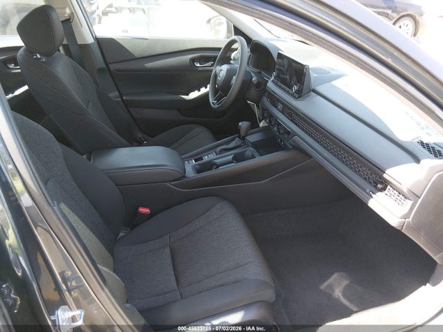 45523725 :رقم المزاد ، 1HGCY1F21SA012872 vin ، 2025 Honda Accord Lx مزاد بيع