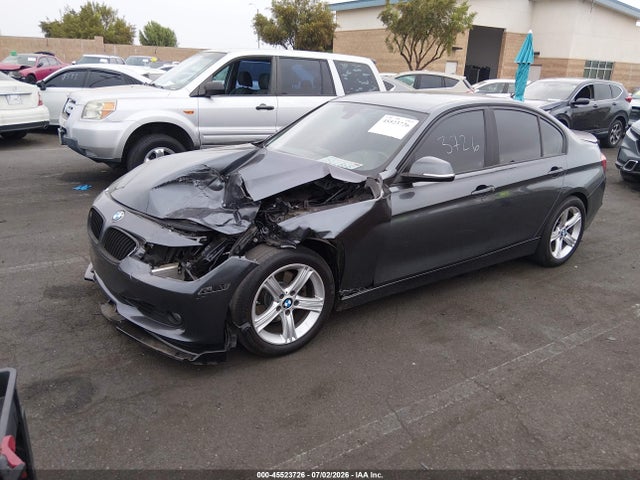 BMW 328I 2014 WBA3C1C53EK113869 Image 2