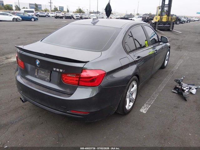 BMW 328I 2014 WBA3C1C53EK113869 Image 4