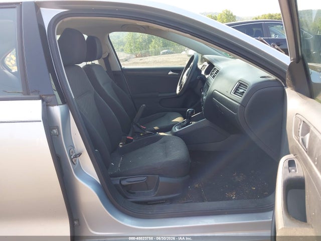 Продажа на аукционе авто 2012 Volkswagen Jetta 2.0l S, vin: 3VW2K7AJ1CM414762, номер лота: 45523758
