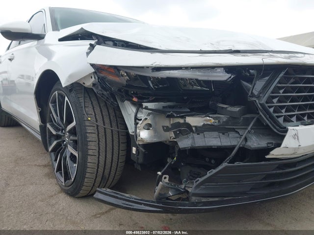 1HGCY2F8XRA004533 Honda Accord Hybrid Touring
