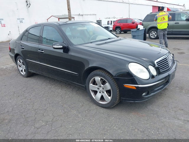 45523852 :رقم المزاد ، WDBUF82J55X175927 vin ، 2005 Mercedes-benz E 320 4matic مزاد بيع