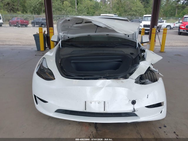 Продажа на аукционе авто 2023 Tesla Model Y Awd/long Range Dual Motor All-wheel Drive, vin: 7SAYGDEE9PF909816, номер лота: 45523868