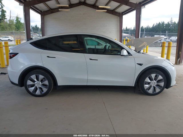 Продажа на аукционе авто 2023 Tesla Model Y Awd/long Range Dual Motor All-wheel Drive, vin: 7SAYGDEE9PF909816, номер лота: 45523868