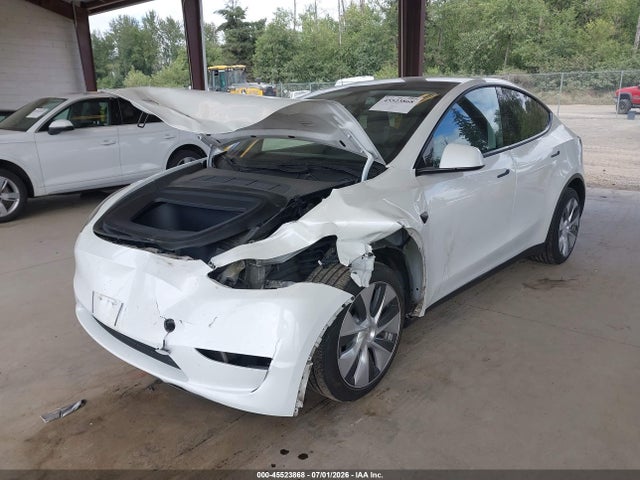 Продажа на аукционе авто 2023 Tesla Model Y Awd/long Range Dual Motor All-wheel Drive, vin: 7SAYGDEE9PF909816, номер лота: 45523868