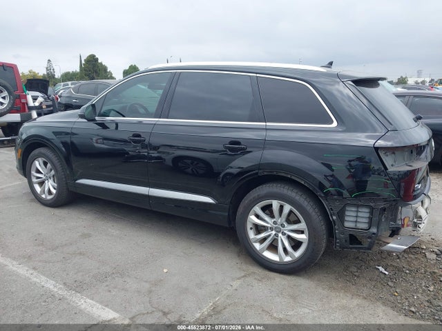 WA1LHAF7XHD047289 Audi Q7 2.0t Premium