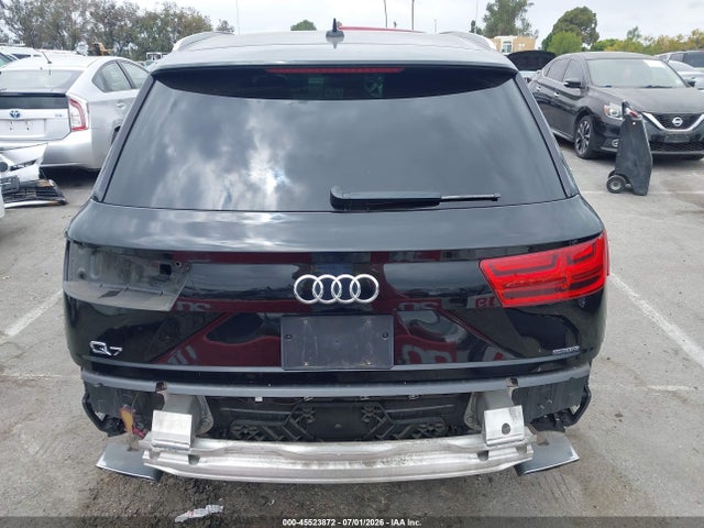 WA1LHAF7XHD047289 Audi Q7 2.0t Premium