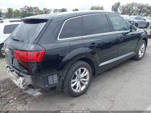 WA1LHAF7XHD047289 Audi Q7 2.0t Premium