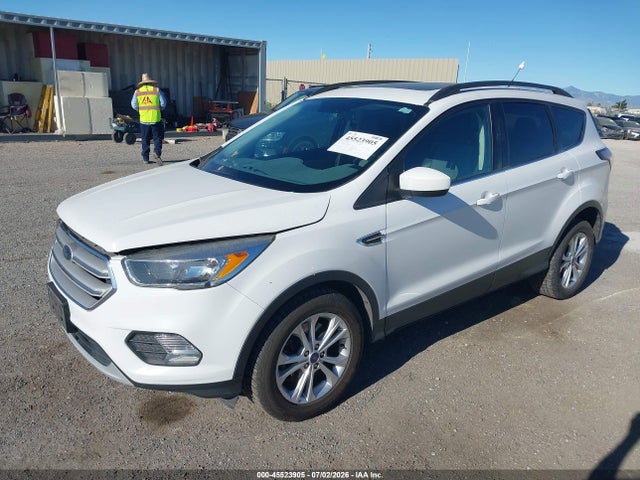 Ford ESCAPE SE 2018 1FMCU9GD6JUA32326 Image 2