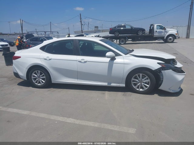 Toyota CAMRY LE 2025 4T1DAACK3SU024981 Image 13