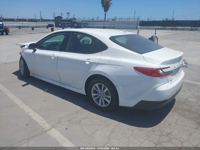 Toyota CAMRY LE 2025 4T1DAACK3SU024981 Image 3