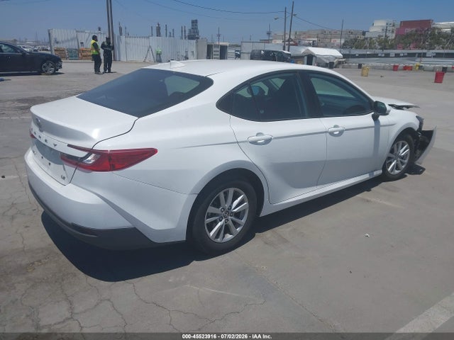 Toyota CAMRY LE 2025 4T1DAACK3SU024981 Image 4