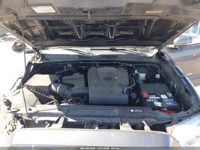 3TMBZ5DN3JM016760 Toyota Tacoma Trd Sport