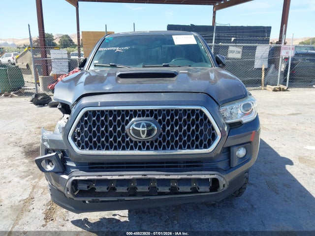 3TMBZ5DN3JM016760 Toyota Tacoma Trd Sport