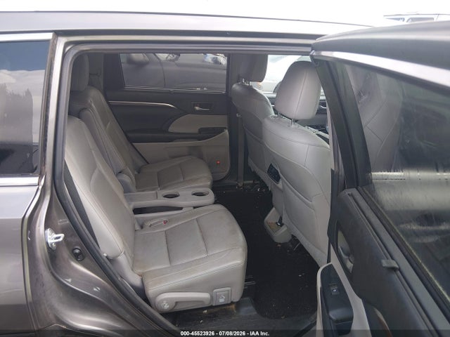 Toyota Highlander Limited V6 2016 5TDDKRFH8GS259940 Image 8