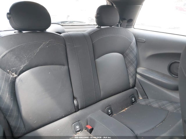 45523950 :رقم المزاد ، WMWXP5C59H3B15740 vin ، 2017 Mini Hardtop Cooper مزاد بيع