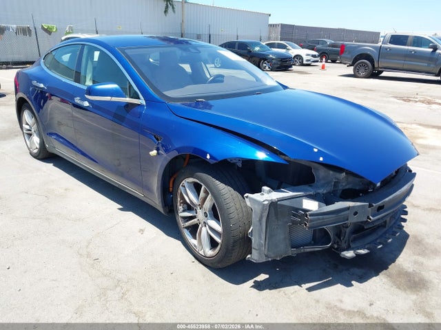 Tesla Model S 60/70/75/85 2016 5YJSA1E17GF133122 Image 18