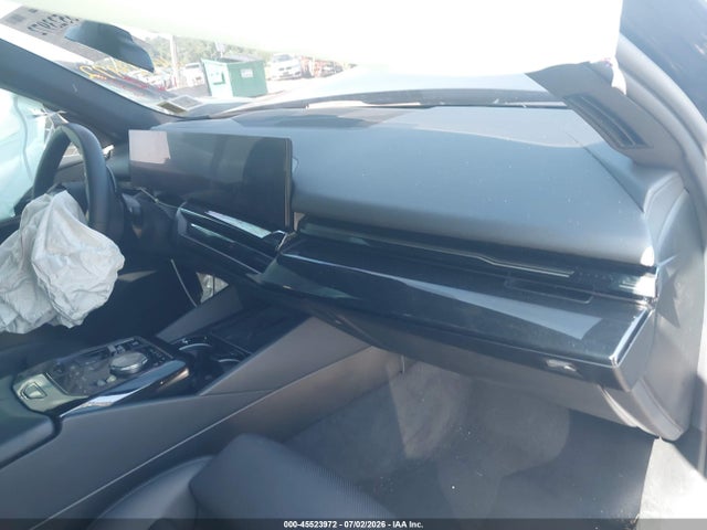 45523972 :رقم المزاد ، WBA53FJ07RCS02566 vin ، 2024 Bmw 530i Xdrive مزاد بيع