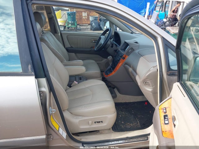 2001 Lexus Rx 300 მანქანა იყიდება აუქციონზე, vin: JTJHF10U110176872, აუქციონის ნომერი: 45523983