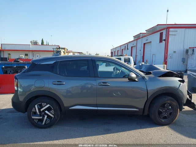 3N8AP6CA6SL429385 Nissan Kicks Sv Fwd