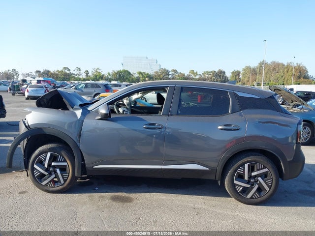 3N8AP6CA6SL429385 Nissan Kicks Sv Fwd