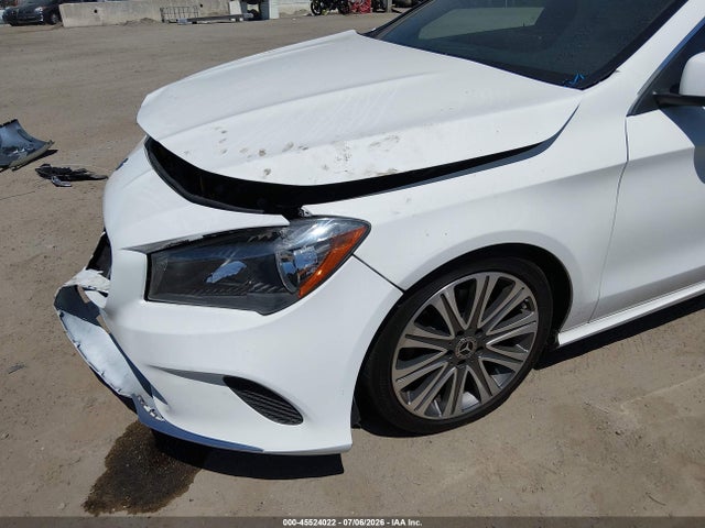 45524022 :رقم المزاد ، WDDSJ4EBXJN696643 vin ، 2018 Mercedes-benz Cla 250 مزاد بيع