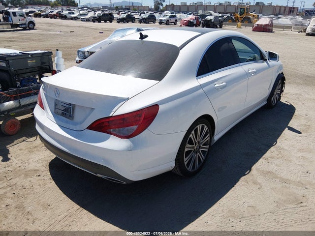 45524022 :رقم المزاد ، WDDSJ4EBXJN696643 vin ، 2018 Mercedes-benz Cla 250 مزاد بيع