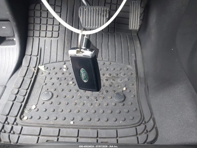 Продаж на аукціоні авто 2023 Land Rover Defender 130 S, vin: SALEJFEU2P2172751, номер лоту: 45524024