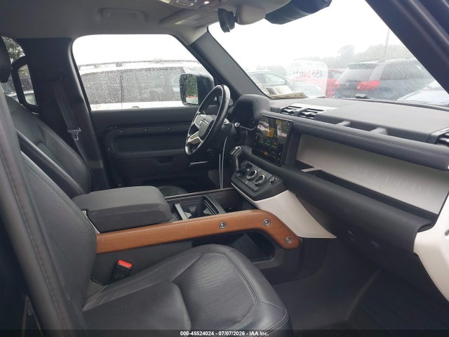 Продаж на аукціоні авто 2023 Land Rover Defender 130 S, vin: SALEJFEU2P2172751, номер лоту: 45524024