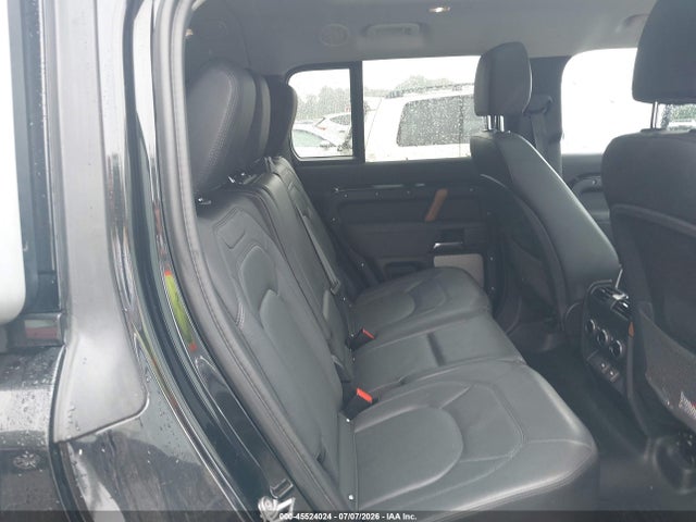 Продаж на аукціоні авто 2023 Land Rover Defender 130 S, vin: SALEJFEU2P2172751, номер лоту: 45524024