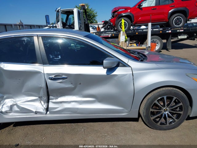 Nissan Altima 2.5 S 2014 1N4AL3AP1EN371242 Image 17