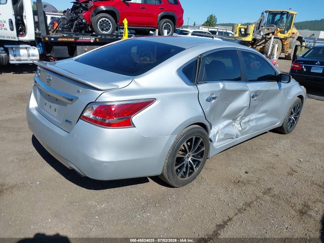 Nissan Altima 2.5 S 2014 1N4AL3AP1EN371242 Image 4