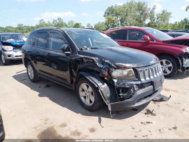 2016 Jeep Compass Latitude მანქანა იყიდება აუქციონზე, vin: 1C4NJCEAXGD792604, აუქციონის ნომერი: 45524054