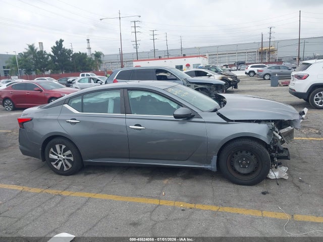 1N4BL4BV3LC137605 Nissan Altima S Fwd