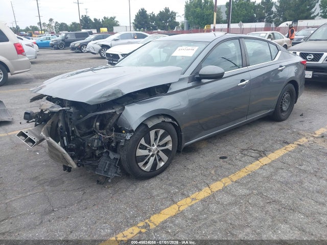 1N4BL4BV3LC137605 Nissan Altima S Fwd