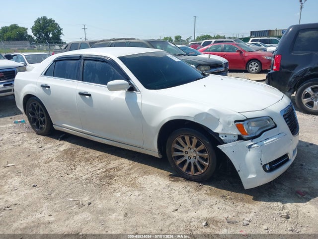 2014 Chrysler 300 მანქანა იყიდება აუქციონზე, vin: 2C3CCAAG7EH255533, აუქციონის ნომერი: 45524094