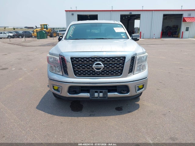 Nissan TITAN SV 2018 1N6AA1EJ0JN504929 Image 12