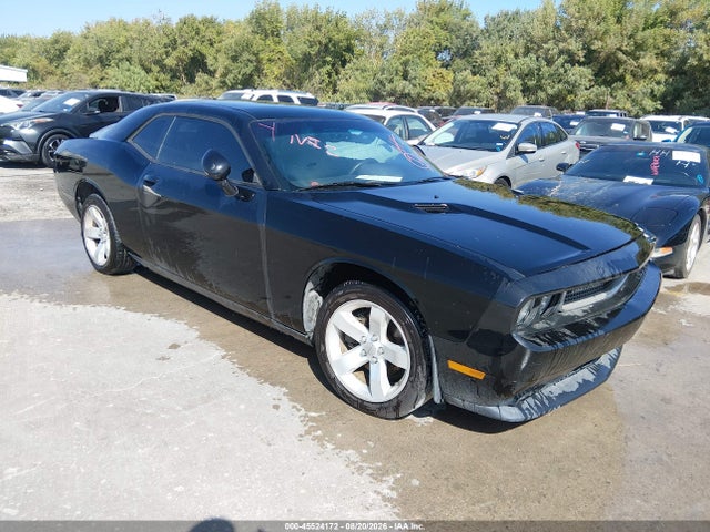 45524172 :رقم المزاد ، 2C3CDYAG5CH174064 vin ، 2012 Dodge Challenger Sxt مزاد بيع