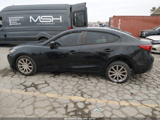 Продаж на аукціоні авто 2014 Mazda Mazda3 I Sport, vin: 3MZBM1U74EM113817, номер лоту: 45524176