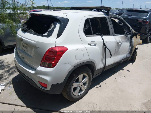 3GNCJKSB3LL148288 Chevrolet Trax Fwd Ls