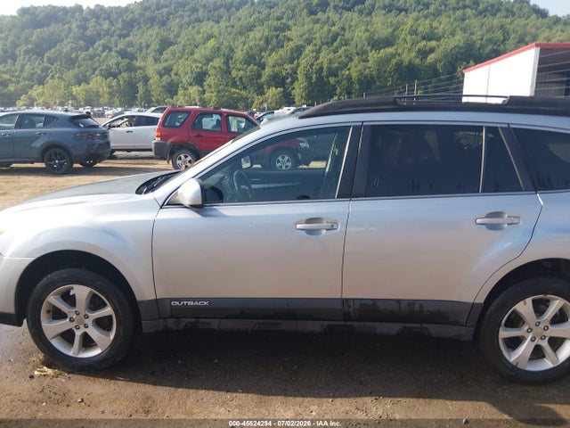 Продажа на аукционе авто 2014 Subaru Outback 2.5i Premium, vin: 4S4BRBCC1E3200614, номер лота: 45524294