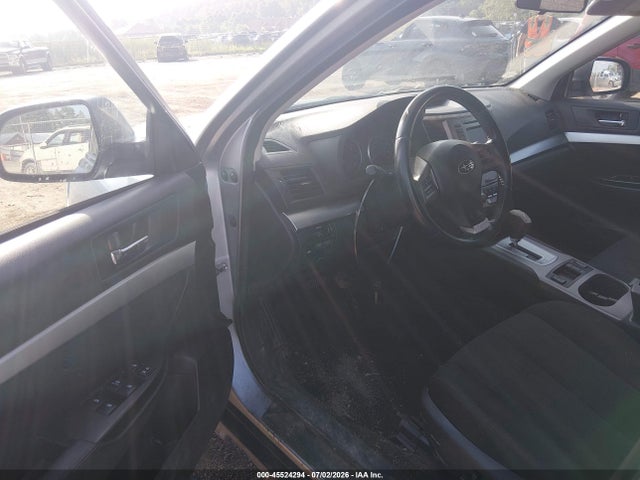 Продажа на аукционе авто 2014 Subaru Outback 2.5i Premium, vin: 4S4BRBCC1E3200614, номер лота: 45524294