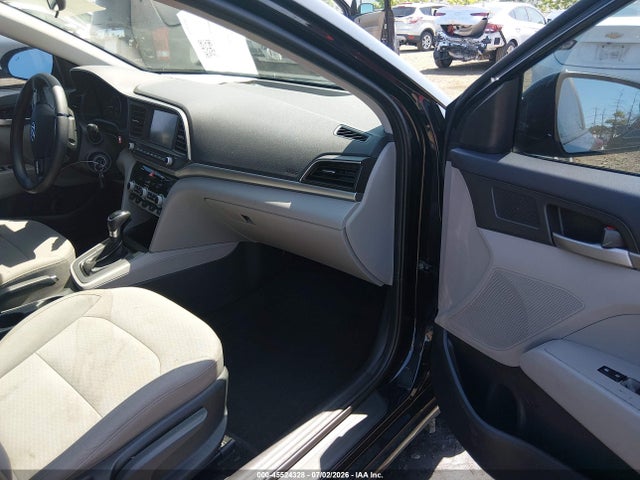 Продажа на аукционе авто 2020 Hyundai Elantra Sel, vin: 5NPD84LF7LH585376, номер лота: 45524328