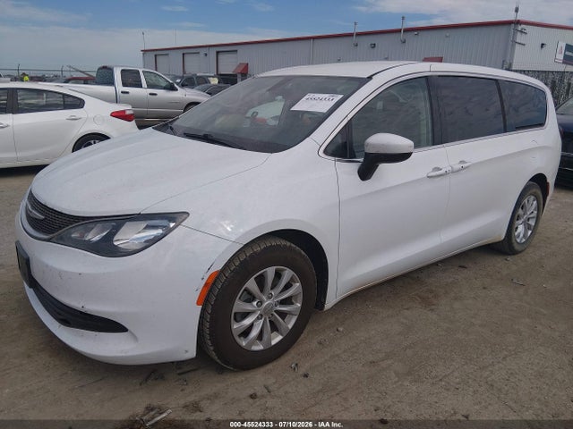 Auction sale of the 2017 Chrysler Pacifica Touring, vin: 2C4RC1DG1HR667687, lot number: 45524333