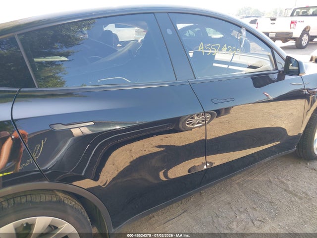 45524379 :رقم المزاد ، 7SAYGDEEXTA598307 vin ، 2026 Tesla Model Y All-wheel Drive/long Range Launch Series/premium All-wheel Drive مزاد بيع